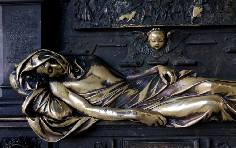 Mässingsrelief av Everard t'Serclaes på sin dödsbädd